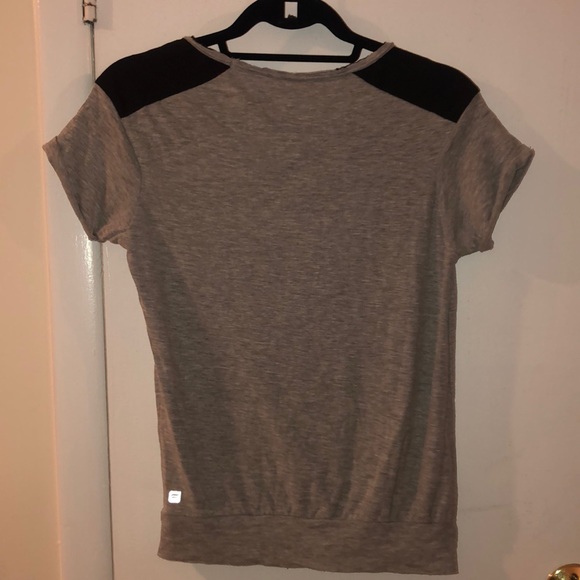 Fabletics T - Picture 3 of 4